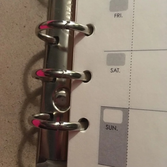 Tokidoki signed Filofax hot pink - Picture 6 of 7